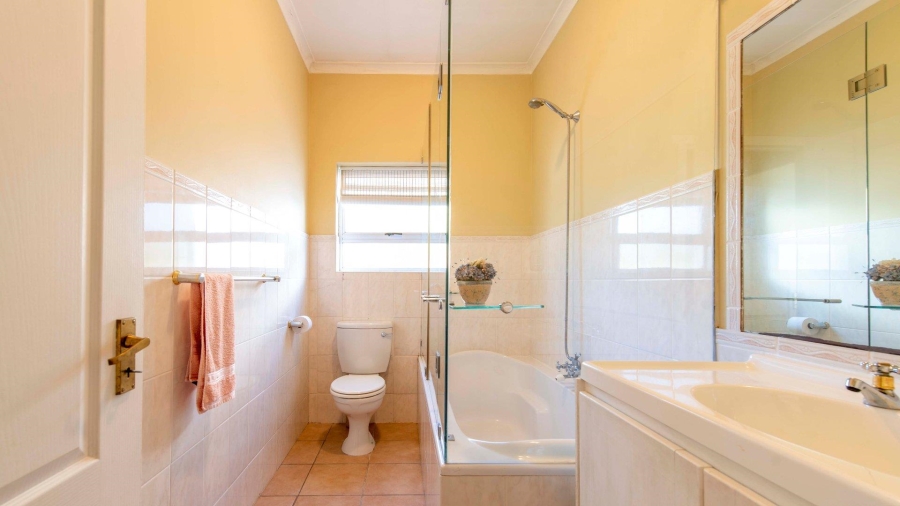 3 Bedroom Property for Sale in Theewaterskloof Country Estate Western Cape